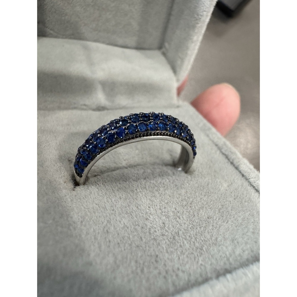Beautiful sterling silver stackable with Vibrant Blue pave-set Cz Size 8